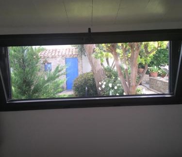 Noirmoutier-en-l'Ile Bed & Breakfast | Le Buzet Bleu Bed & Breakfast