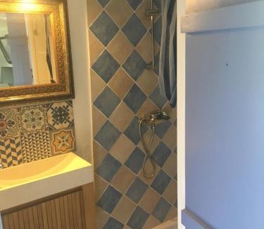 Noirmoutier-en-l'Ile Bed & Breakfast | Le Buzet Bleu Bed & Breakfast