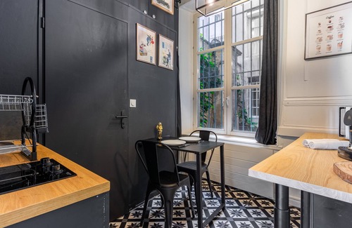 Nancy City Centre Apartment | Le Cadet de Carrière - Charmant studio