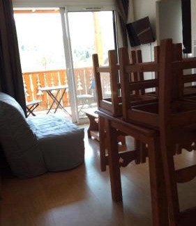 Ax-les-Thermes Apartment | Le calme de Ax