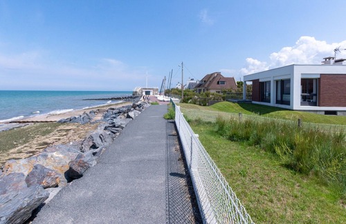 Ver-sur-Mer House | Le Cap Iodé - maison familiale 6 chambres avec incroyable vue mer