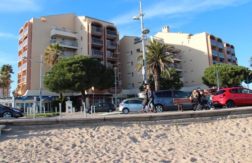 Frejus Port Apartment | Le Capitole