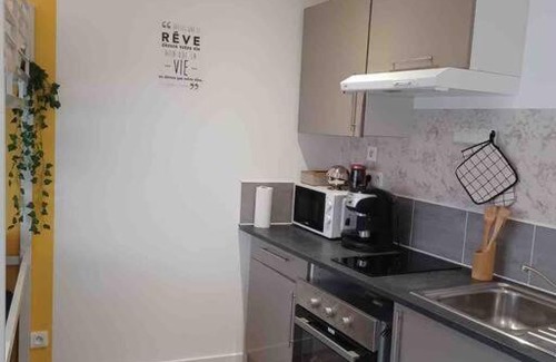 Saint-Quentin Apartment | Le Carnot 1 - Proche gare et IUT chez Adrien