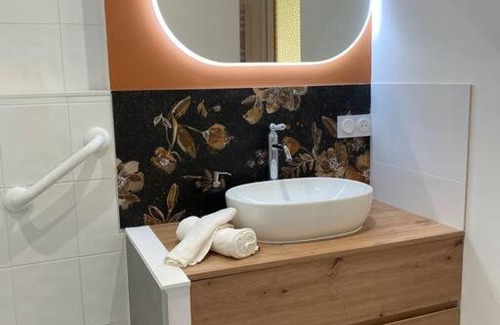 Bourg-les-Valence Apartment | LE CARNOT - Valence