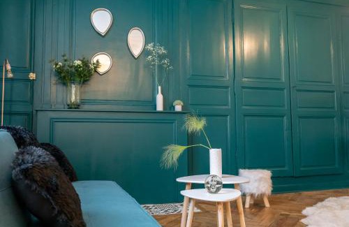 Old Town Apartment | LE CARPE DIEM