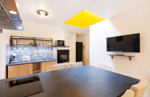 Saint Nicolas - Charles III - Ville vieille - Trois Maisons - Leopold Apartment | Le Carré de Nicolas - One Bedroom Apartment, Sleeps 2