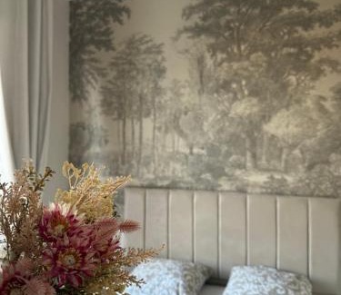 Old Town Apartment | Le Carrousel