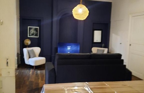 Givry Apartment | Le Cassandre