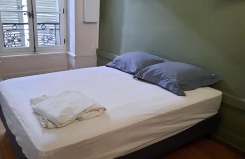 Givry Apartment | Le Cassandre