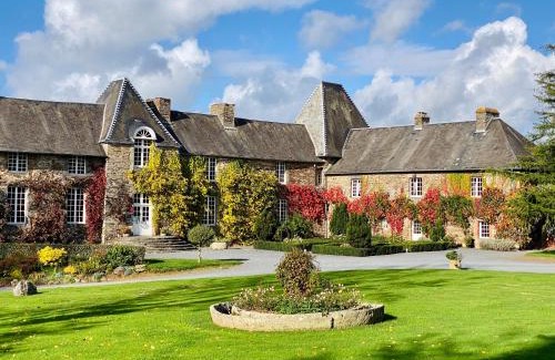 Hebecrevon House | Le Château de la Roque Hôtels