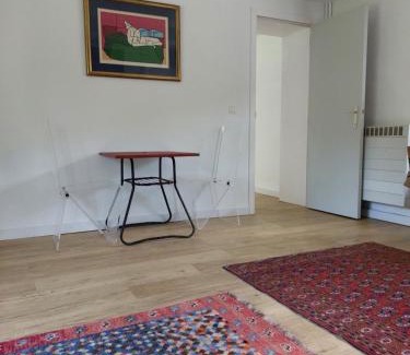 Lives-sur-Meuse House | Le Chafour