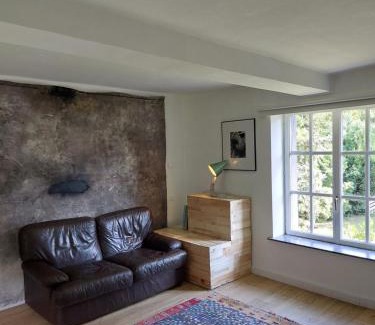 Lives-sur-Meuse House | Le Chafour