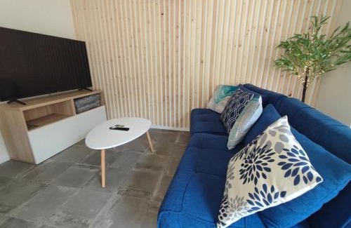 Grisolles Apartment | Le Chai Vous