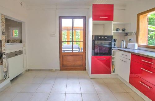 Saint-Laurent-sur-Manoire House | Le Chalet du Manoire