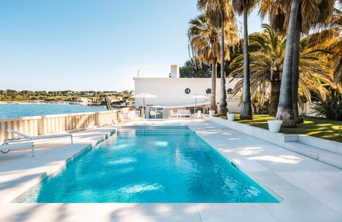 Cap-d'Antibes Villa | Le Chaland - Villa Pied dans l'Eau - Waterfront