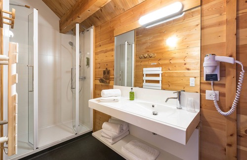Nevache Hotel | Le Chalet d'en Hô