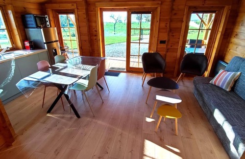 Mazerny House | LE CHALET DE LA PRESLE