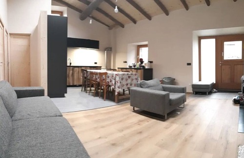 Saint-Andre Ski Chalet | Le chalet de ManéLou - 10Pers - 120m² - Cosy 10mn from the Pistes