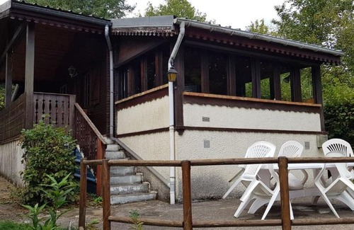 Saint-Martin-du-Puy Ski Chalet | Le chalet du lac de chaumeçon au coeur du morvan