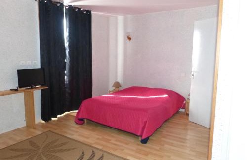 Antrenas Hotel | Le Chalet
