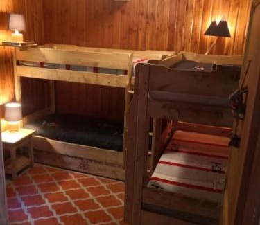 Arc-1600 Bed & Breakfast | le chalet pointu de capucine