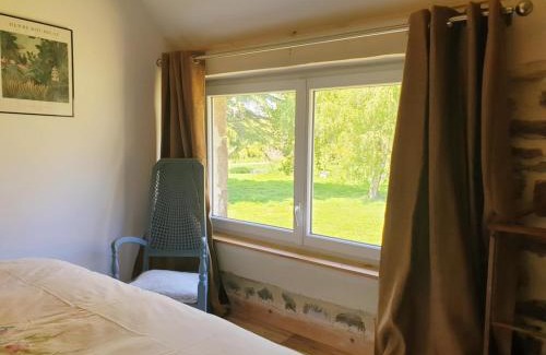 Saint-Vaast-la-Hougue House | Le chambre du Clos Giot