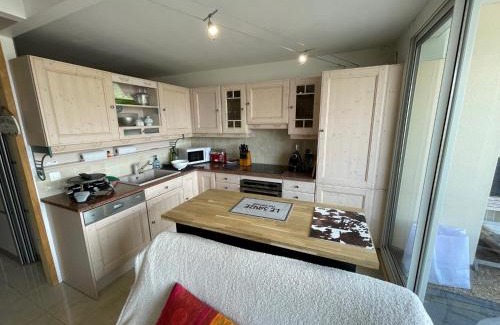 Le Sauze Apartment | le champas centre station lit queen size