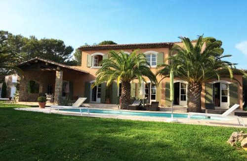 La Roquette-sur-Siagne Bed & Breakfast | Le Champmazet