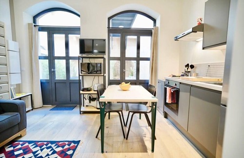 Old Lyon Apartment | Le Chana - Unique for 3 guests - Terrace - St. Paul