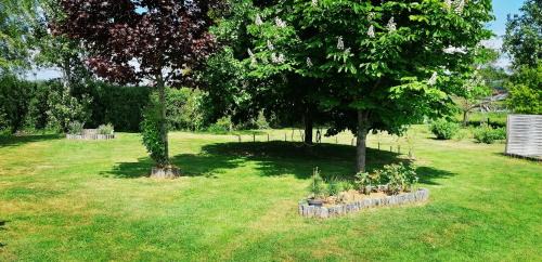 Anzy-le-Duc Bed & Breakfast | Le Charbonnet
