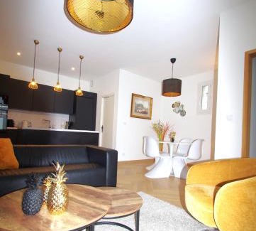 La Fuye-Velpeau Apartment | Le Charmant