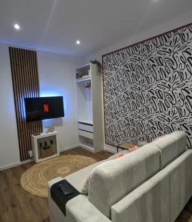 Villejuif Apartment | Le Charme Rosé