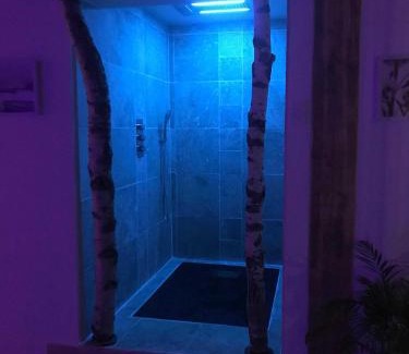 Mosnes Bed & Breakfast | Le Chateau de la Barre
