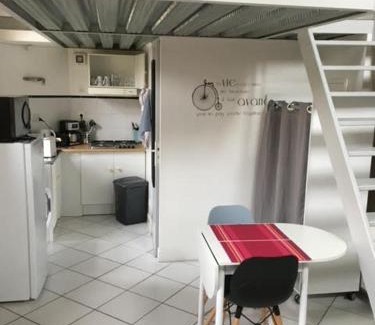 Rambouillet Apartment | Le Chateau