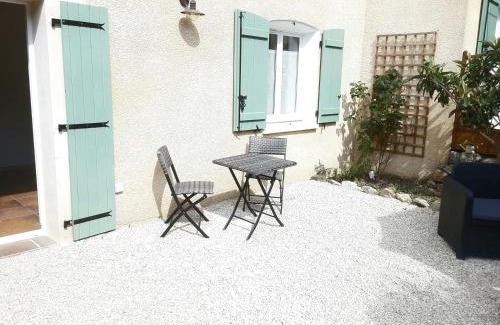 Aubres Apartment | Le chemin de Bruniele