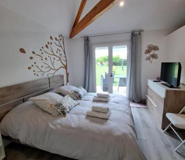 Renaison Bed & Breakfast | le chemin des Bérands chambres d'hôtes Renaison