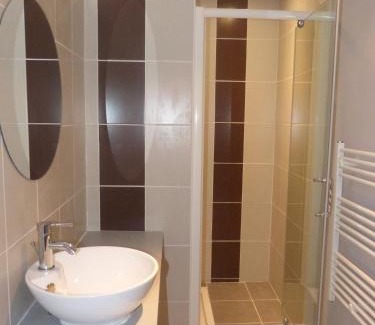 Vallon-Pont-d'Arc Apartment | le chemin des pouzes