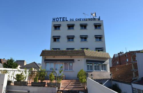 Pantin Hotel | Le Cheval Noir Hôtel Paris Pantin