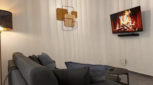 Le Creusot Apartment | Le chic Calme - Central - Cosy