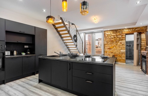 Saint Nicolas - Charles III - Ville vieille - Trois Maisons - Leopold Apartment | Le Chic de Saint-Jean - Dans le centre historique