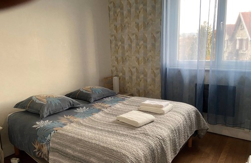 Besancon House | LE ChicEthnic : maison de ville avec jardin, barbecue, jeux société