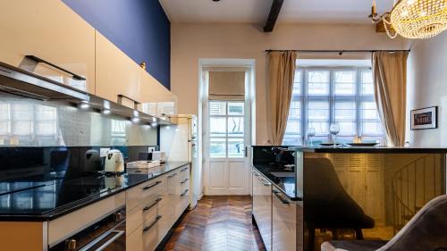 Dijon Centre Ville Apartment | Le Chouette Loft