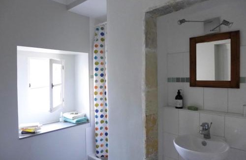 Salavas Bed & Breakfast | Le ciel par-dessus le toit
