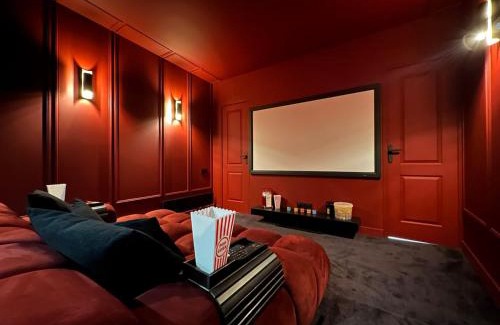 Macon Apartment | LE CINÉ-ROOM, T2, Netflix, Prime, Hyper-centre