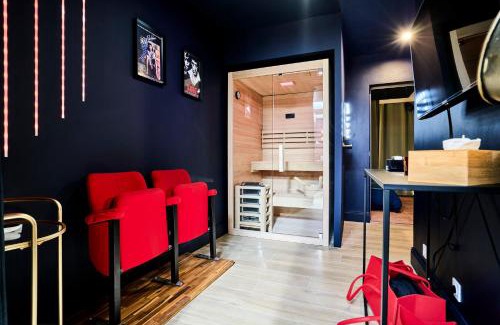 Armentieres Apartment | Le Cinema - Les Demeures d'Adrien