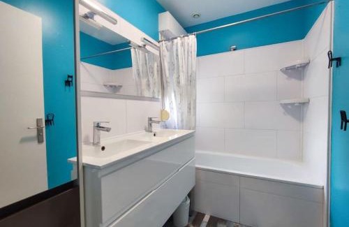 Chateauroux House | LE CIRRUS - Maison paisible - Proche Belle Isle
