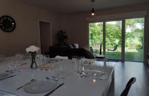 Chateauroux House | LE CIRRUS - Maison paisible - Proche Belle Isle