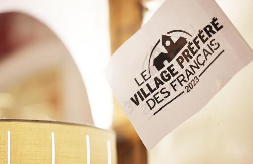 Bergheim Apartment | Le clocher aux cigognes au village de Bergheim