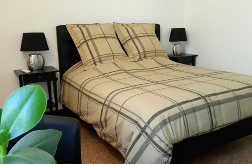 Gares Bed & Breakfast | Le Clos Chez Michel