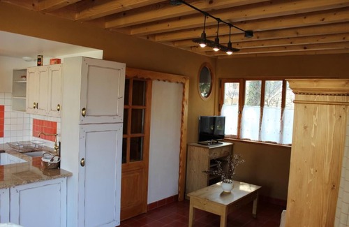 Brison-Saint-Innocent House | LE CLOS DES BURGONDES